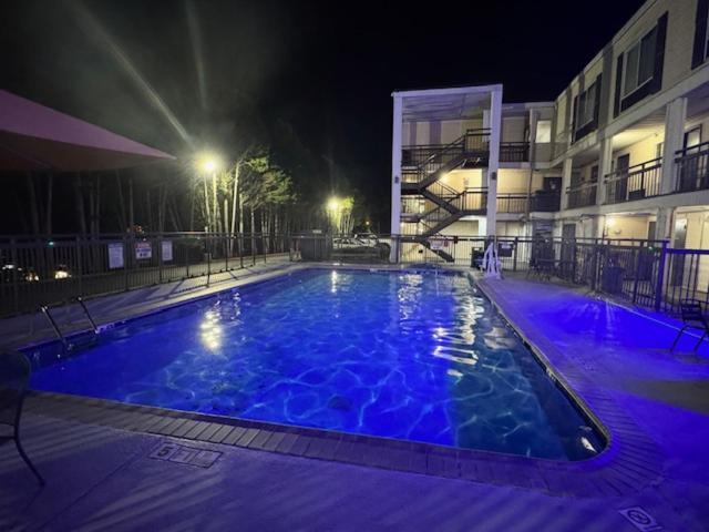 Days Inn By Wyndham Marietta-Atlanta-Delk Road Dış mekan fotoğraf
