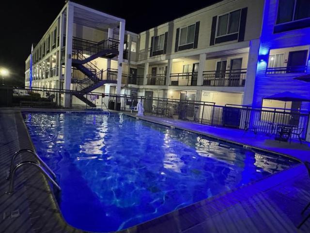 Days Inn By Wyndham Marietta-Atlanta-Delk Road Dış mekan fotoğraf